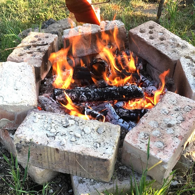 Palenisko z butli LPG – jak stworzyć ogrodowe palenisko?